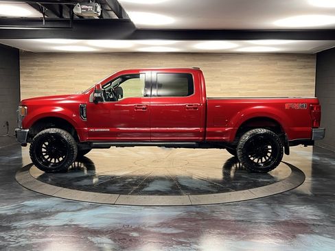 Used 2021 Ford F250 Lariat w/ Lariat Ultimate Package image 19