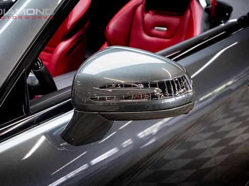 Used 2015 Mercedes-Benz SL 63 AMG image 34