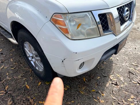 Used 2015 Nissan Frontier SV w/ SV Value Truck Package image 4