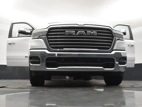 Used 2025 RAM 1500 Laramie image 11