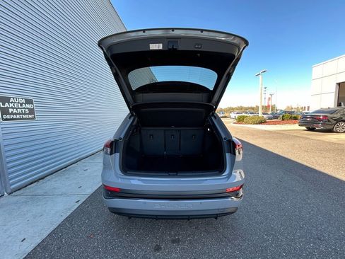 Used 2024 Audi Q4 e-tron Premium w/ Convenience Package image 50