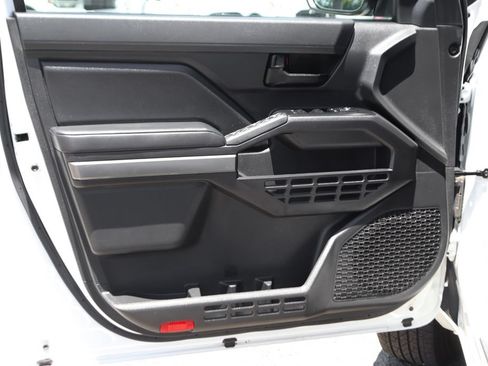Used 2024 Toyota Tacoma SR5 RWD image 14