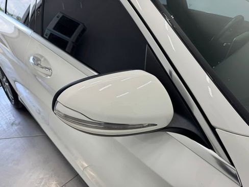 Used 2015 Mercedes-Benz C 300 4MATIC Sedan image 38