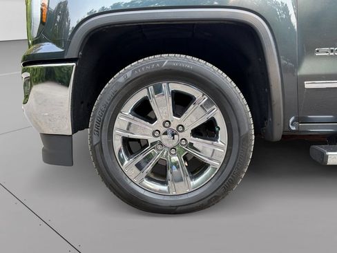 Used 2018 GMC Sierra 1500 SLT AWD/4WD image 30
