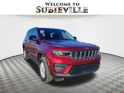 Used 2023 Jeep Grand Cherokee Laredo w/ Luxury Tech Group I