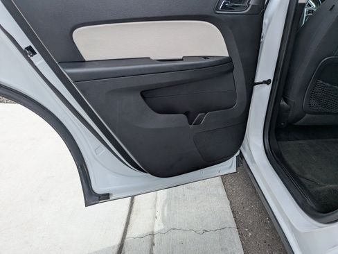 Used 2015 Chevrolet Equinox LT w/ Driver Convenience Package FWD image 27