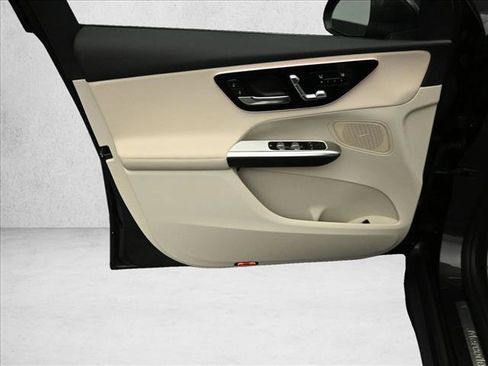 Certified 2026 Mercedes-Benz GLC 300 4MATIC image 18