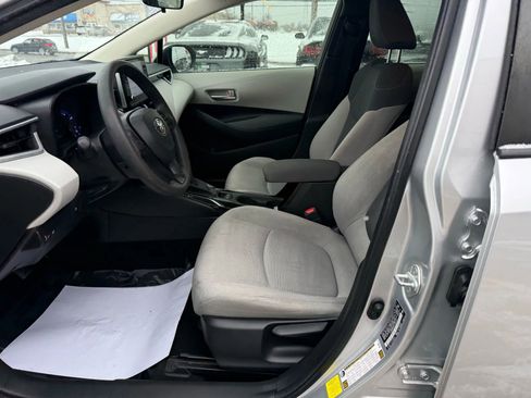 Used 2020 Toyota Corolla LE image 18