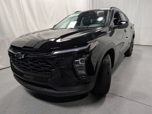 New 2026 Chevrolet Trax LT w/ Driver Confidence Package FWD image 6