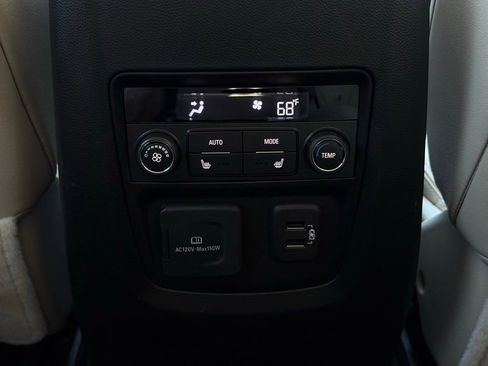 Used 2023 Buick Enclave Avenir w/ Avenir Technology Package image 62