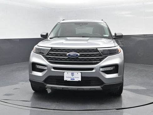 Certified 2024 Ford Explorer XLT w/ Equipment Group 202A AWD/4WD image 21