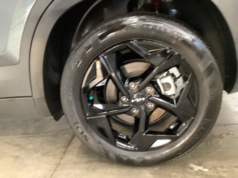 Certified 2026 Kia Seltos EX w/ EX Sunroof Package AWD/4WD image 29