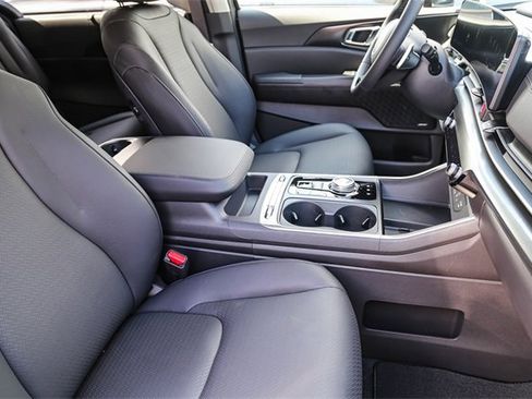 New 2026 Kia Carnival SX Prestige image 16