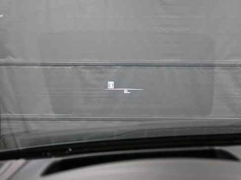 Certified 2023 Porsche Cayenne AWD/4WD image 19