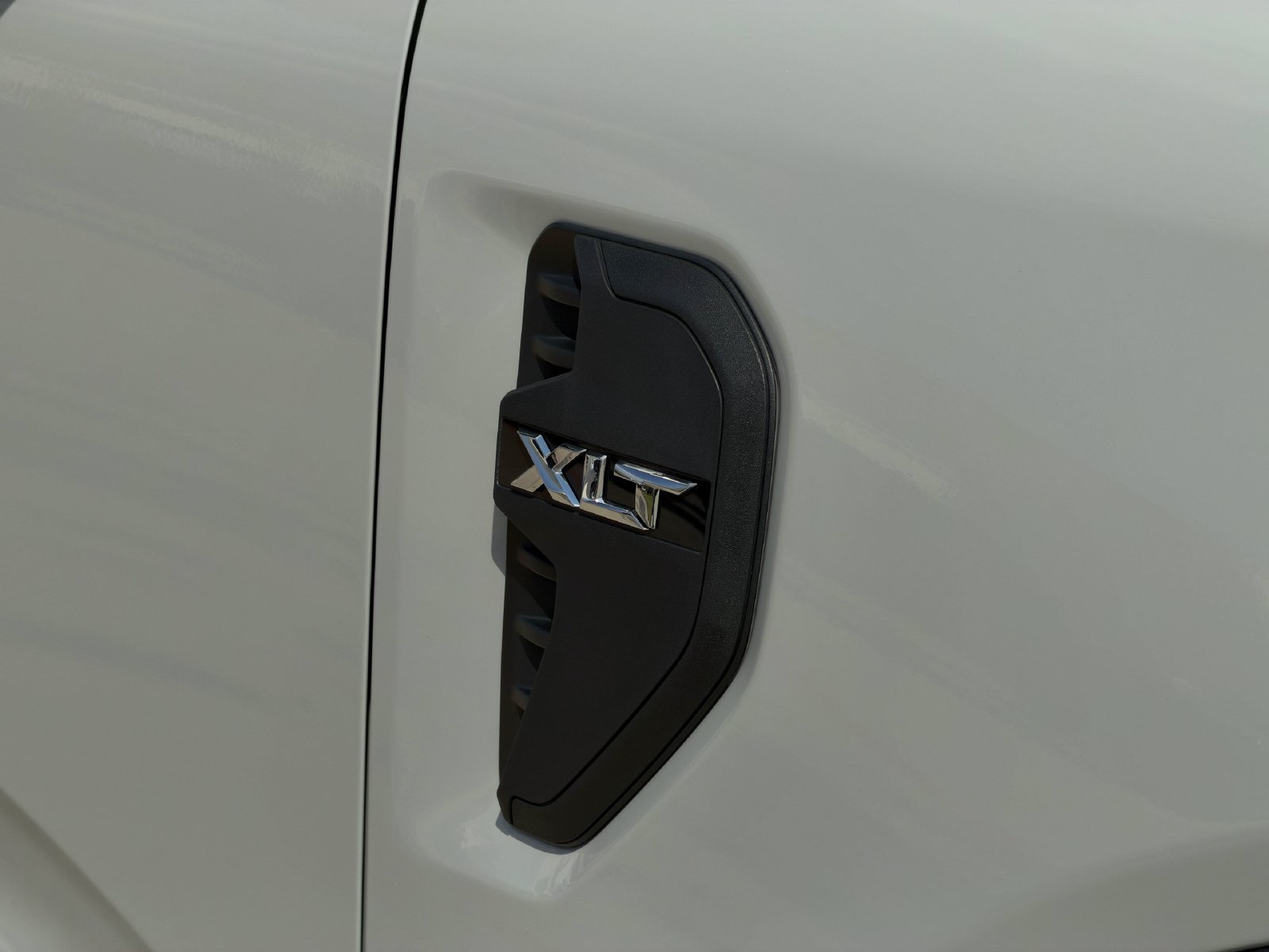New 2026 Ford Ranger XLT w/ Equipment Group 301A High RWD image 8