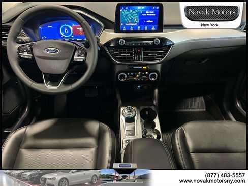 Used 2022 Ford Escape SEL w/ Technology Package image 15