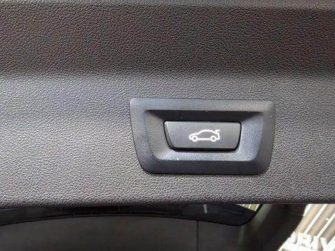 Used 2018 BMW X3 xDrive30i image 29