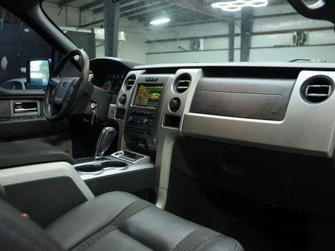 Used 2010 Ford F150 Raptor image 32