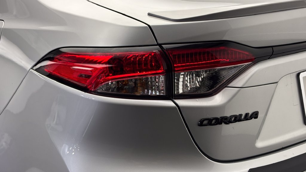 Certified 2025 Toyota Corolla SE FWD image 7