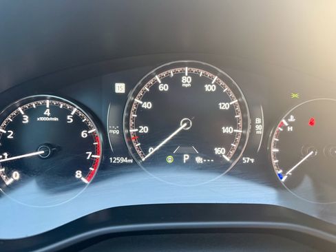 Used 2024 MAZDA MAZDA3 Hatchback w/Premium Plus Pkg image 12