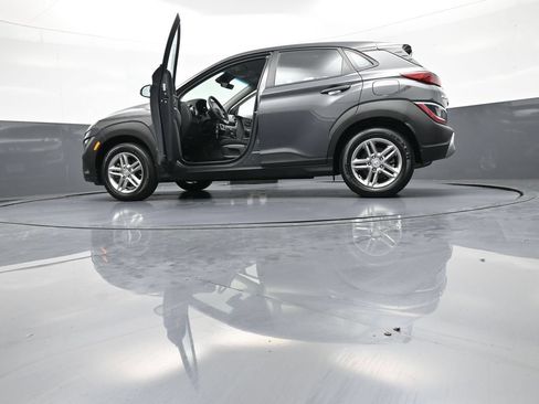 Certified 2023 Hyundai Kona SE AWD/4WD image 48
