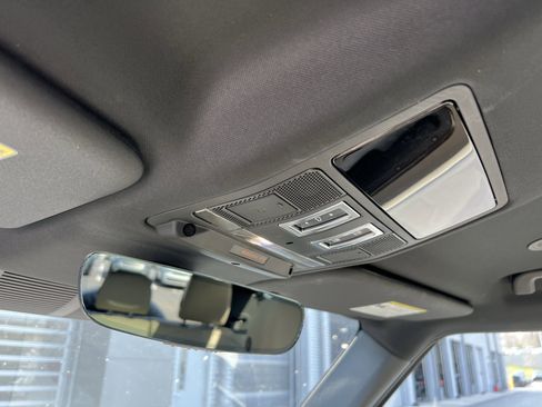 Certified 2023 Land Rover Defender 90 S image 24