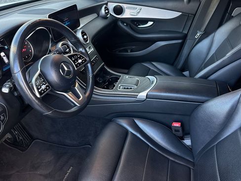 Used 2021 Mercedes-Benz GLC 300 GLC 300 image 9