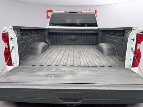 Used 2024 Chevrolet Silverado 2500 LT image 32