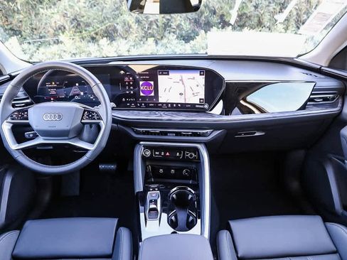 New 2025 Audi Q5 Premium Plus image 11