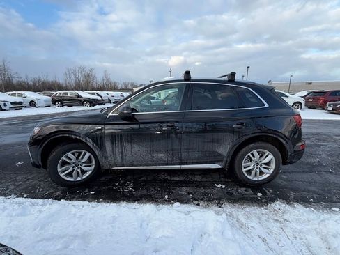 Used 2023 Audi Q5 2.0T Premium w/ Convenience Package image 4