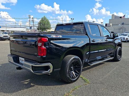 Used 2021 Chevrolet Silverado 1500 LT w/ Safety Package AWD/4WD image 31