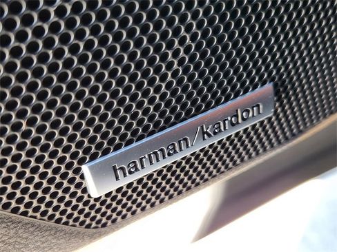 New 2025 Subaru Forester Limited image 17