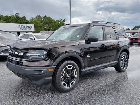 Used 2021 Ford Bronco Sport Outer Banks w/ Outer Banks Package AWD/4WD image 7