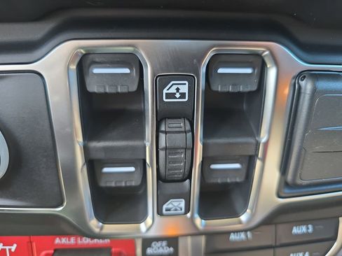 New 2026 Jeep Gladiator Mojave AWD/4WD image 28
