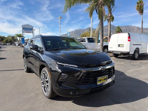 New 2026 Chevrolet Blazer RS w/ Driver Confidence II Package AWD/4WD image 2