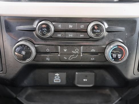 Used 2024 Ford F250 XLT image 21