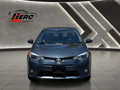 Used 2015 Toyota Corolla LE FWD image 14