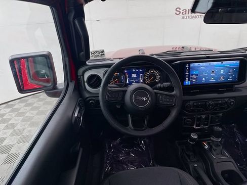 Used 2024 Jeep Wrangler Unlimited Sport AWD/4WD image 22