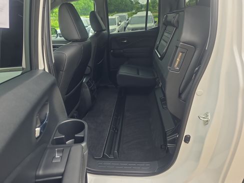 Used 2023 Honda Ridgeline RTL-E image 22
