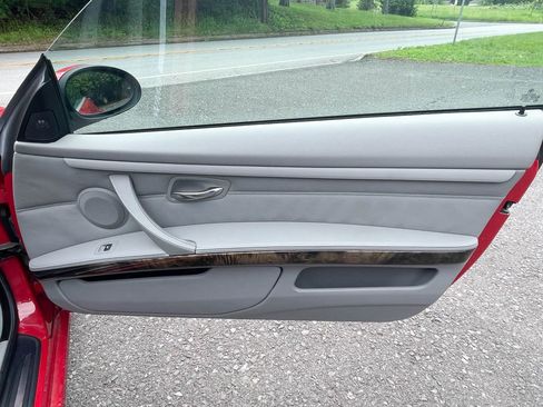 Used 2008 BMW 335xi Coupe image 37