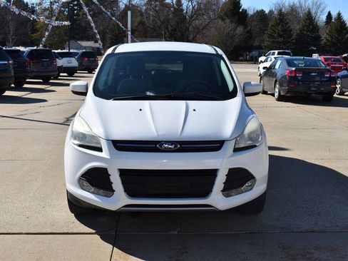 Used 2014 Ford Escape SE image 2