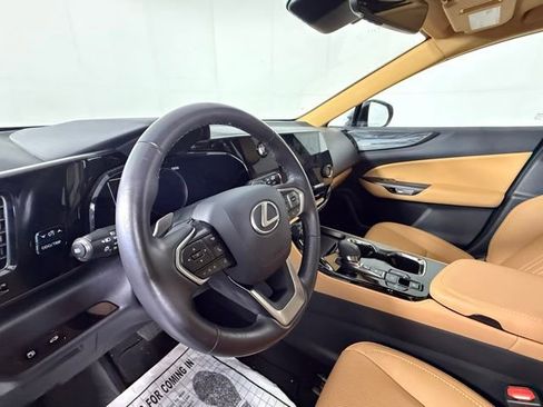 Certified 2025 Lexus NX 250 FWD w/ Towing Package (2000 Lbs) image 11