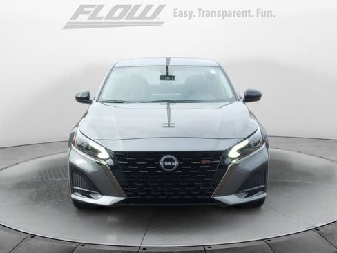 New 2025 Nissan Altima 2.5 SR w/ SR Premium Package image 2
