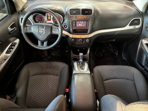 Used 2018 Dodge Journey SE w/ Blacktop Package image 20