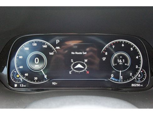 Used 2022 Hyundai Palisade Limited FWD image 16