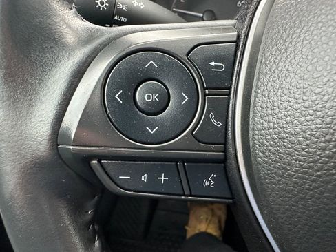 Certified 2024 Toyota Corolla Cross SE image 9