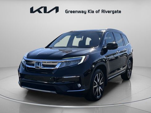 Used 2022 Honda Pilot Touring image 3