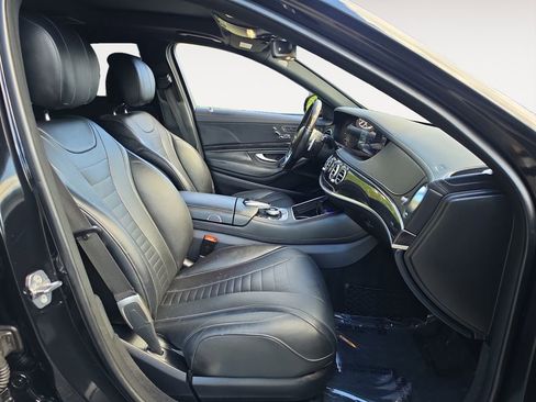 Used 2019 Mercedes-Benz S 560 Sedan image 15