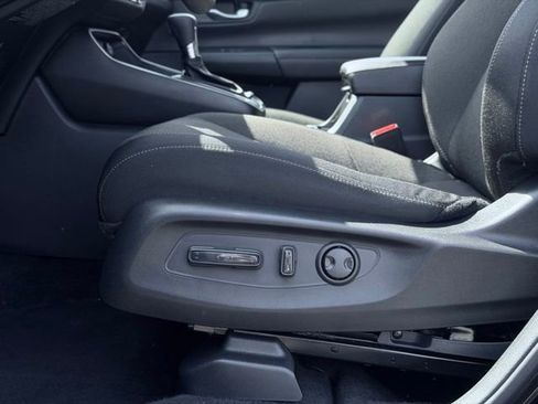 Used 2024 Honda CR-V EX image 18