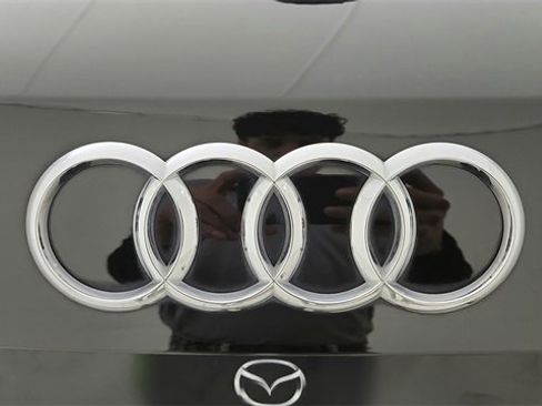 Used 2023 Audi Q3 2.0T Premium image 15